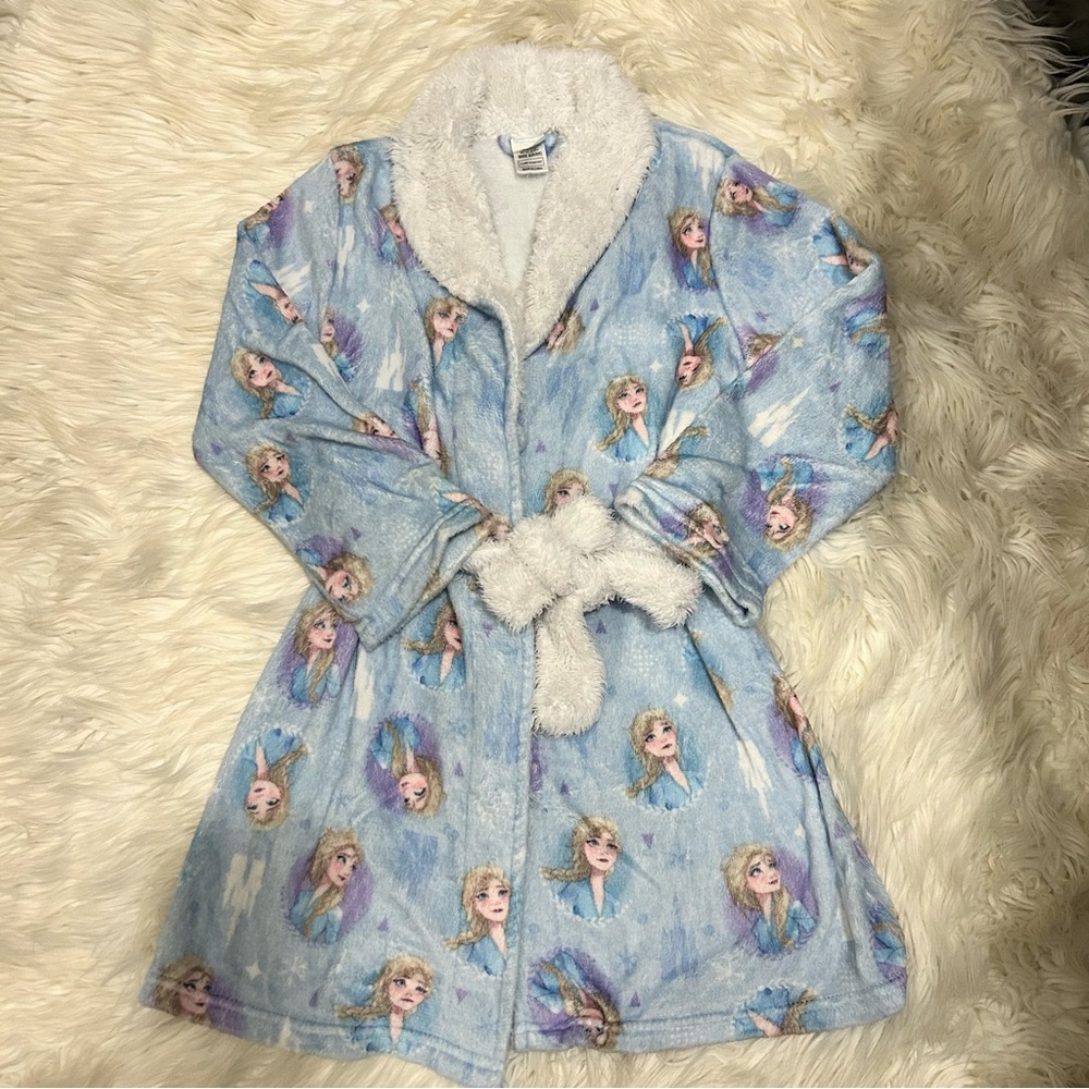 Disney’s Frozen Robe - Picture 3 of 5